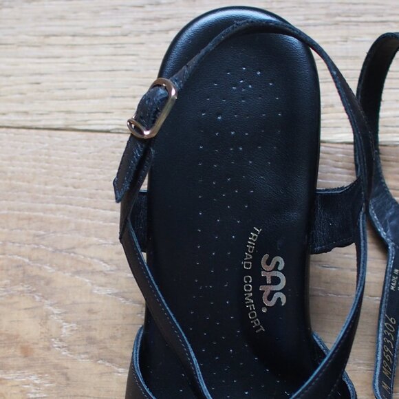 SAS | Caress Cross Strap Wedge Sandal - Picture 2 of 7